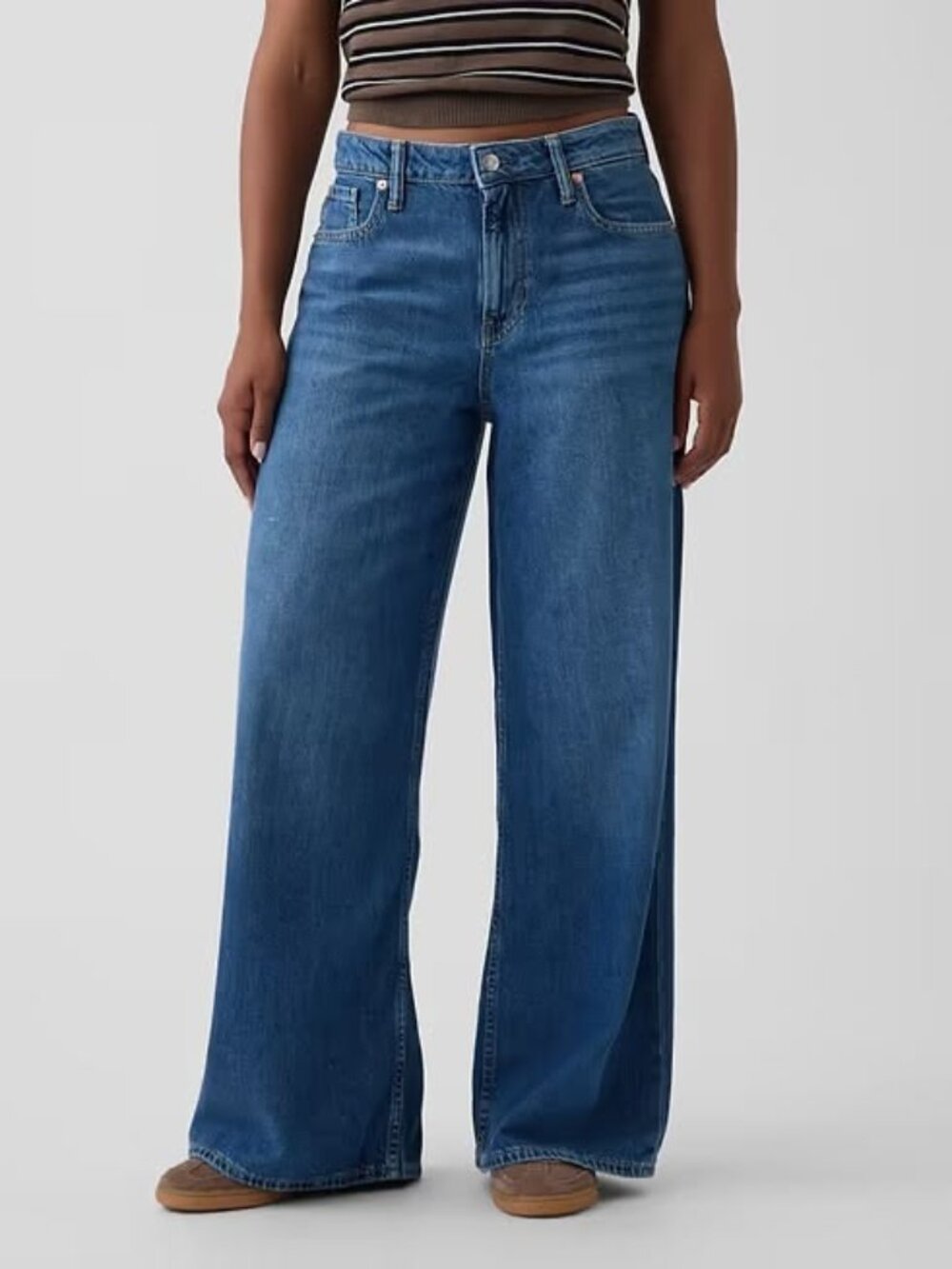 Gap Curvy Mid Rise UltraSoft Baggy Jeans, Size 16 Short, Color Medium Wash